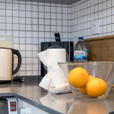 Lägenhet Beguest Tejo River Lisbon Almada