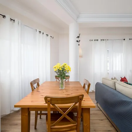 Beguest Tejo River Lisbon *